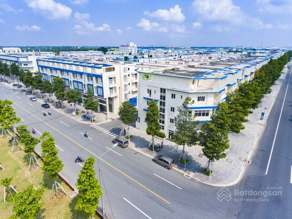 Khu Phố Thương mại Uni-town