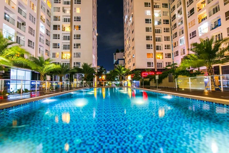 ho boi can ho sky center