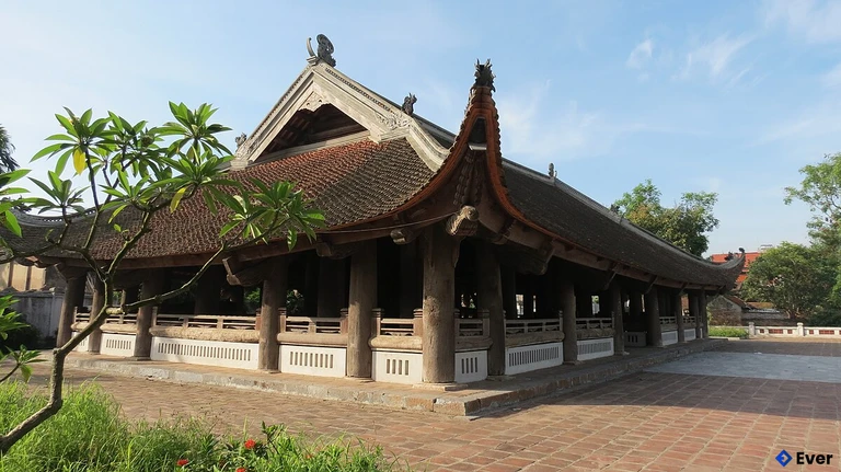 Đình Chu Quyến - Biểu tượng văn hóa xã Quảng Oai