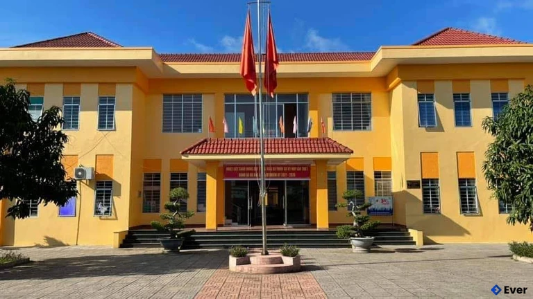 Trụ sở hành chính xã Đá Bạc