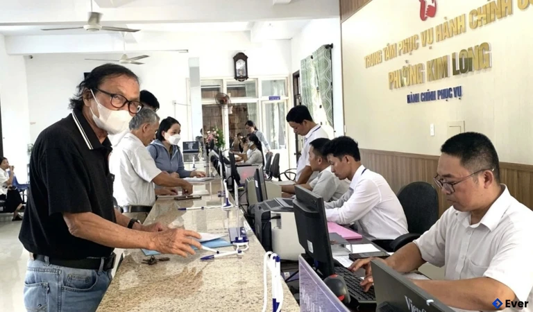 Trung tâm phục vụ hành chính công phường Kim Long