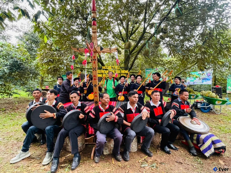 Được nhận định là 1 xã đông dân, Ea Knuếc sở hữu cho mình dự đa dạng cộng đồng vốn có sau khi sáp nhập