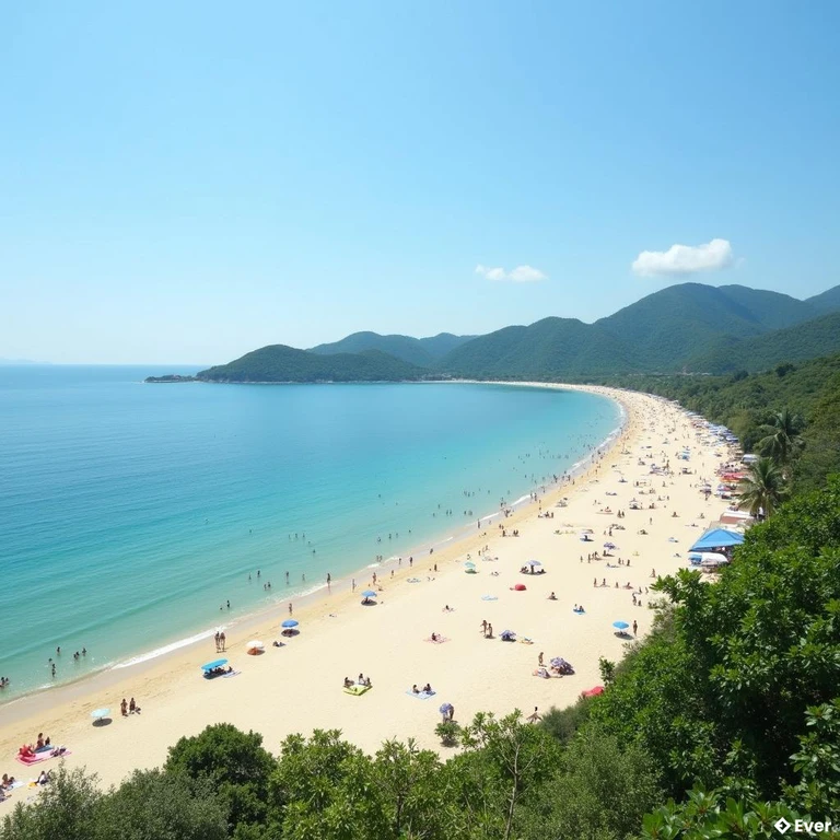 Bãi biển Mỹ Khê, phường Sơn Trà, Đà Nẵng