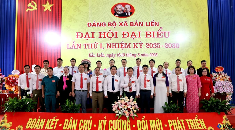 Ban Chấp hành Đảng bộ xã Bản Liền khóa I