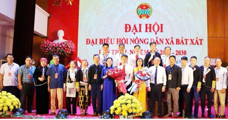 Ban Chấp hành Hội Nông dân xã Bát Xát khóa I