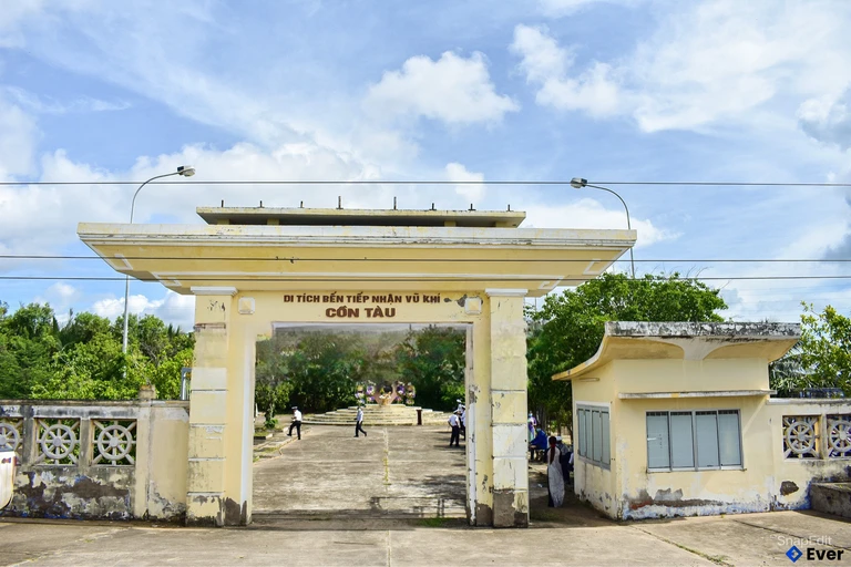 Bến tiếp nhận vũ khí Cồn Tàu