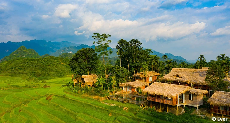 Bình minh trên Pù Luông