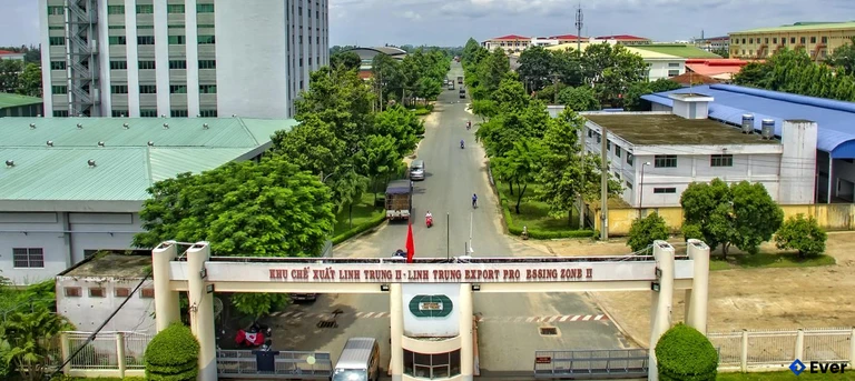 Các khu công nghiệp và tiểu thủ công nghiệp tại Phường An Tịnh được phát triển nhằm thu hút doanh nghiệp, tạo việc làm cho người dân tại đây