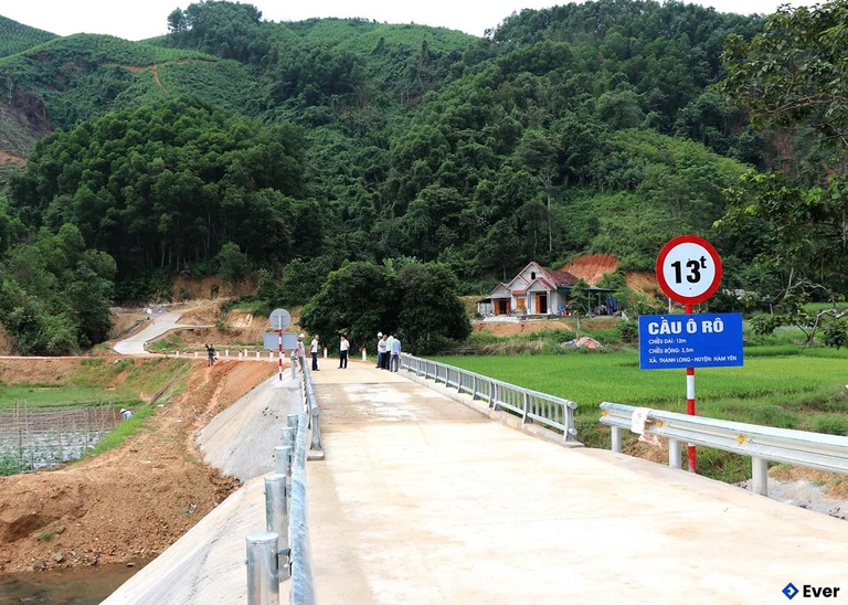 Cầu Ô Rô, xã Thái Sơn được làm theo Nghị quyết 55/NQ-HĐND tỉnh.
