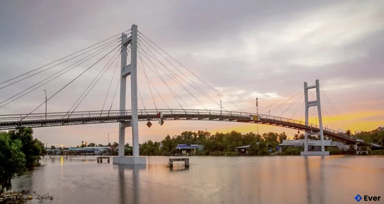 Cầu treo Cái Tàu thuộc xã Hồ Thị Kỷ