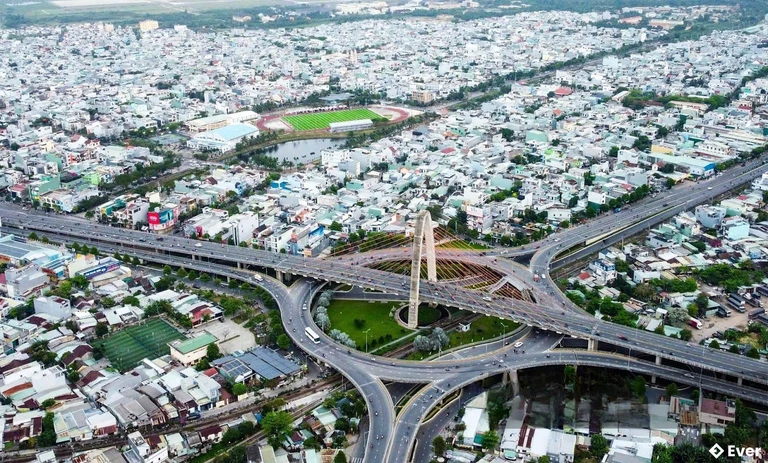 Cầu vượt Ngã Ba Huế giúp phường An Khê kết nối các trục đường chính của thành phố Đà Nẵng
