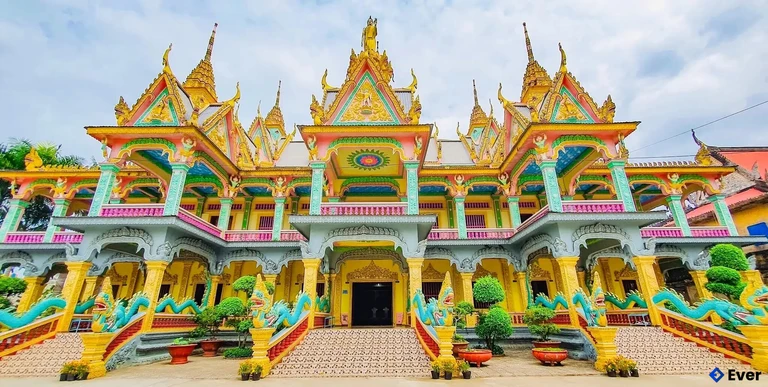 Chùa Som Rong thuộc phường Sóc Trăng