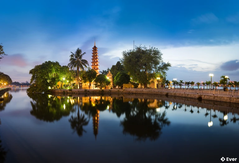 Chùa Trấn Quốc - Kỳ quan kiến trúc và tâm linh của Hà Nội