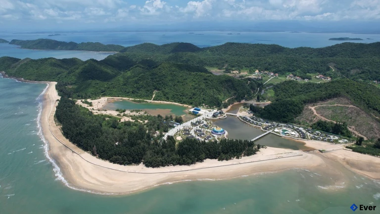 Cơ sở hạ tầng du lịch trên đảo Cái Chiên được đầu tư