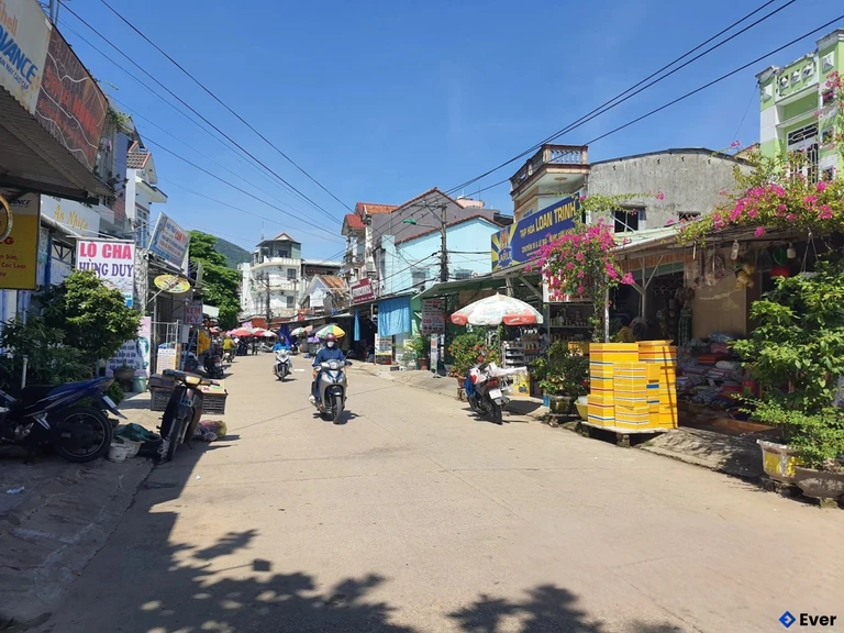 Cơ sở hạ tầng được đầu tư ngày càng hoàn thiện tạo điều kiện thuận lợi cho Nông Sơn phát triển về dịch vụ du lịch