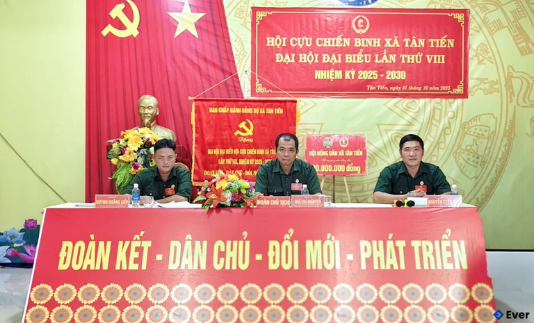 Đại hội đại biểu đại biểu lần thứ 8 tại xã Tân Tiến