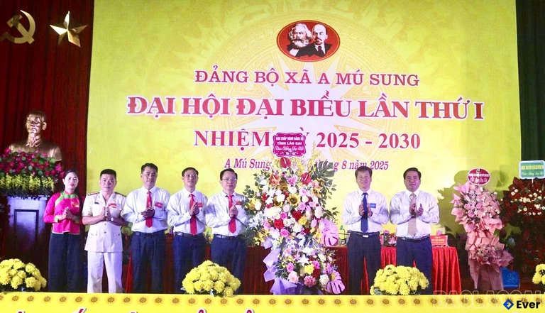 Đại hội đại biểu lần thứ I tại xã A Mú Sung