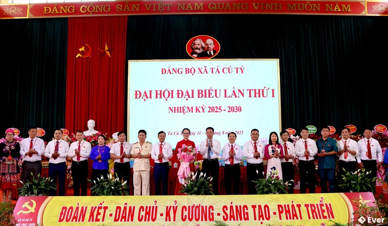 Đại hội đại biểu lần thứ I tại xã Tả Củ Tỷ