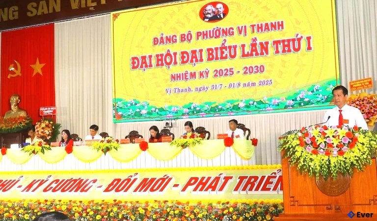 Đại hội đại biểu lần thứ nhất tại trụ sở hành chính xã Vị Thanh