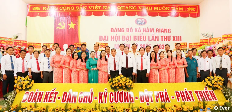 Đại hội đại biểu lần thứ tám tại xã Hàm Giang