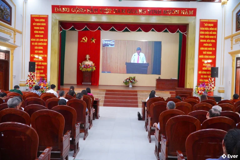 Đảng bộ xã Xuân Giang
