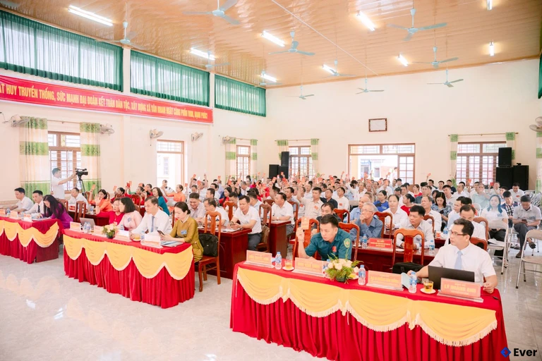 Đảng Ủy xã Vân Nham