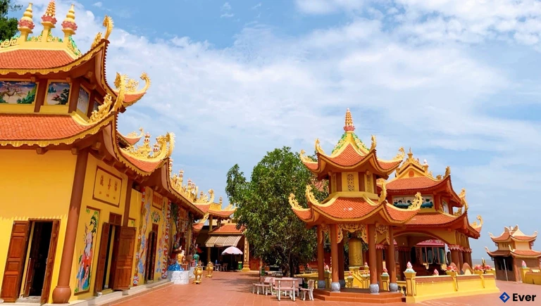 Đền Bà Đế - Điểm đến tâm linh nổi tiếng thuộc Quận Đồ Sơn
