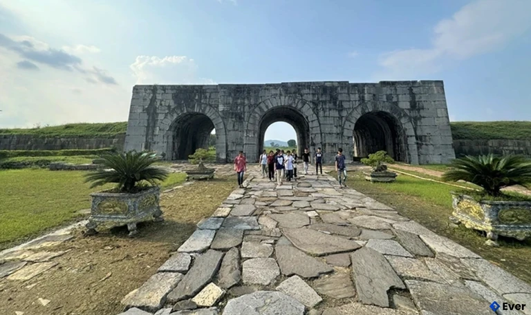 Di sản thế giới Thành Nhà Hồ