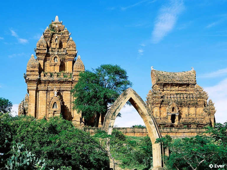 Di sản văn hóa Chăm Pa