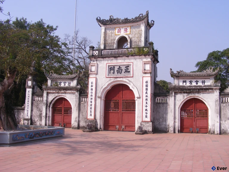 Di tích Đền Trần