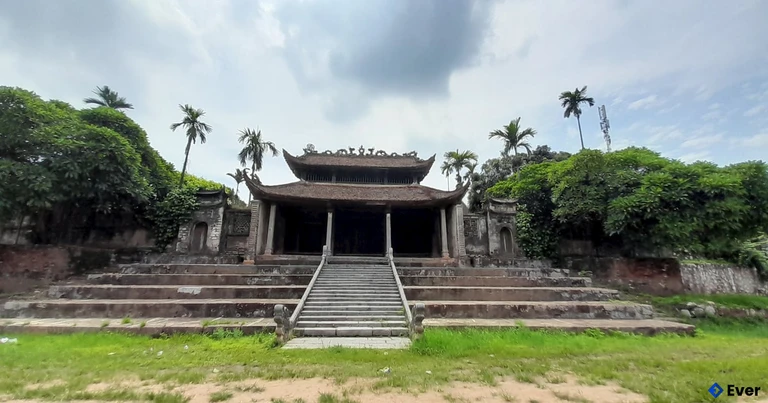 Di tích Quốc gia đặc biệt Đình So