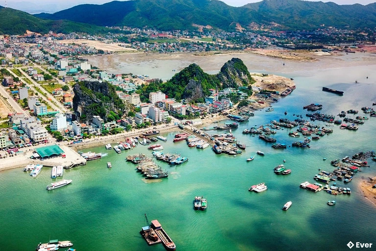 Di tích thương cảng Vân Đồn