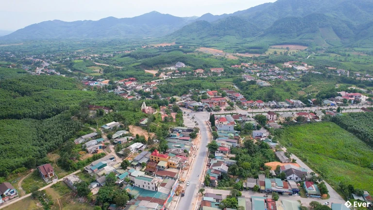 Diện mạo và địa hình một phần khu vực dân cư xa Hướng Hiệp sau sáp nhập