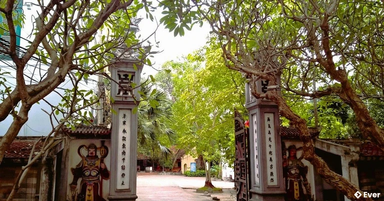 Đình Hào Nam