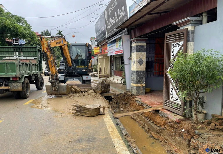 Đơn vị thi công cống thoát nước tại xóm Dẹ, xã Văn Miếu