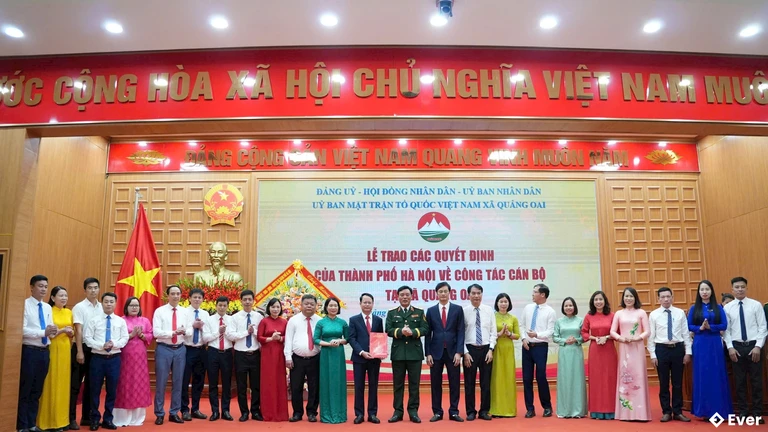 Đồng chí Phùng Tân Nhị giữ chức Bí thư Đảng ủy, Chủ tịch HĐND xã Quảng Oai