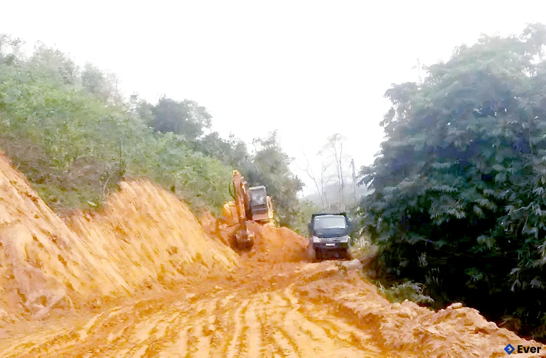 Dự án đường từ thôn Nậm Tuộc, xã Đồng Tâm