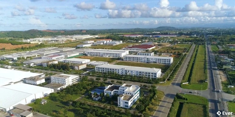 Dự án nhà ở xã hội công đoàn được xây dựng tại xã Thọ Phong, nơi có Khu công nghiệp VSIP Quảng Ngãi và Khu công nghiệp Tịnh Phong