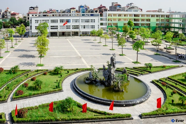 Hệ thống giáo dục phường Hà Đông được đánh giá cao với hệ thống trường học chất lượng