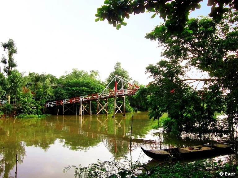 Hệ thống giao thông được chú trọng nâng cấp nhằm tăng khả năng kết nối