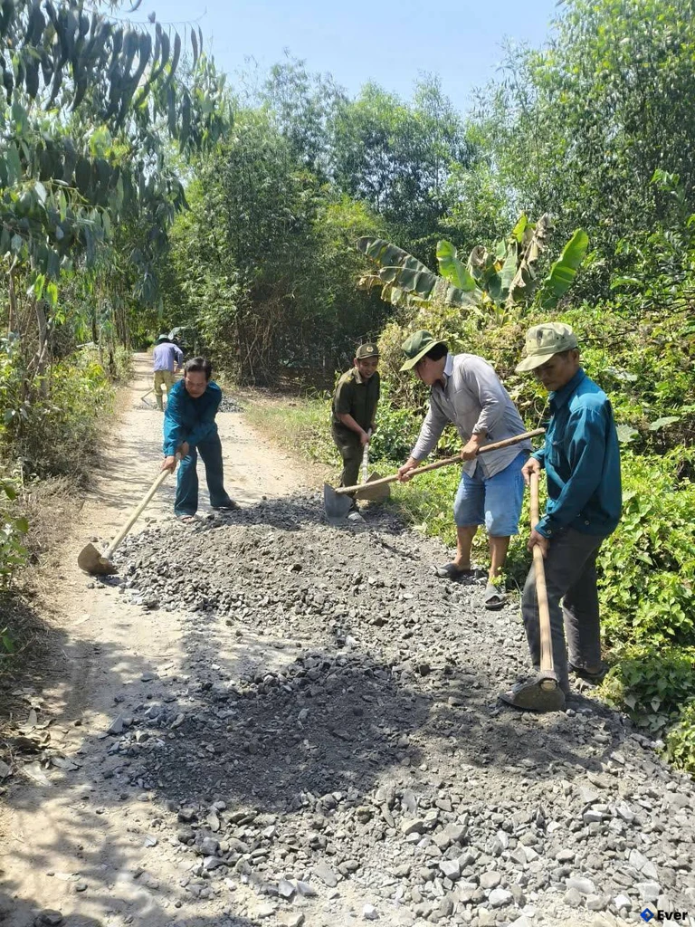 Hệ thống giao thông nội xã tại xã Bình Thành được ưu tiên nâng cấp