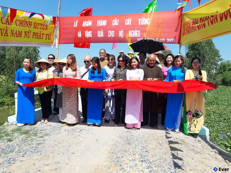 Hệ thống giao thông nông thôn tại Xã Tân Thạnh được ưu tiên mở rộng