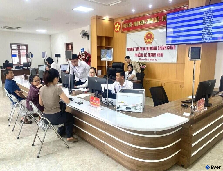 Hoạt động giải quyết thủ tục hành chính phường Lê Thanh Nghị