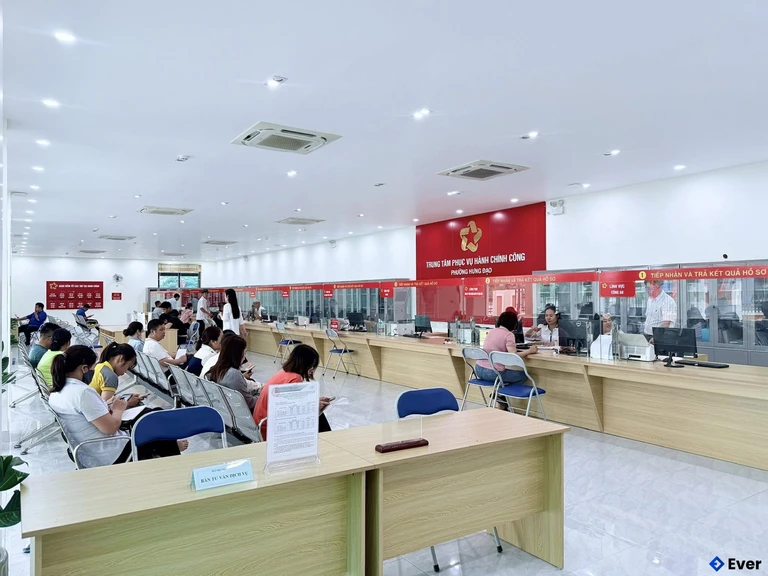 Hoạt động giải quyết thủ tục hành chính tại phường Hưng Đạo