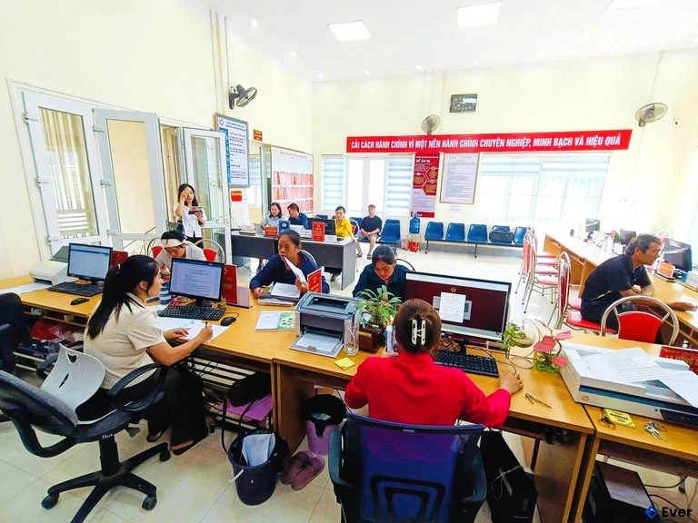 Hoạt động giải quyết thủ tục hành chính tại phường Tân Giang