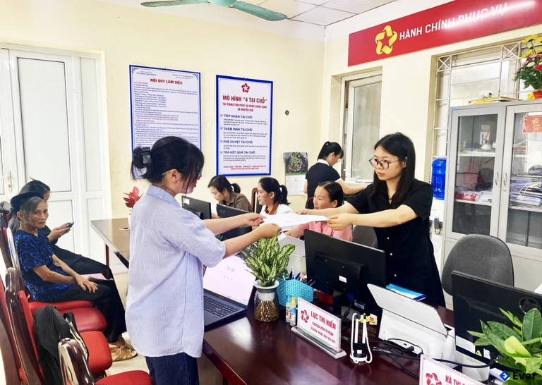 Hoạt động giải quyết thủ tục hành chính tại xã Nguyễn Huệ