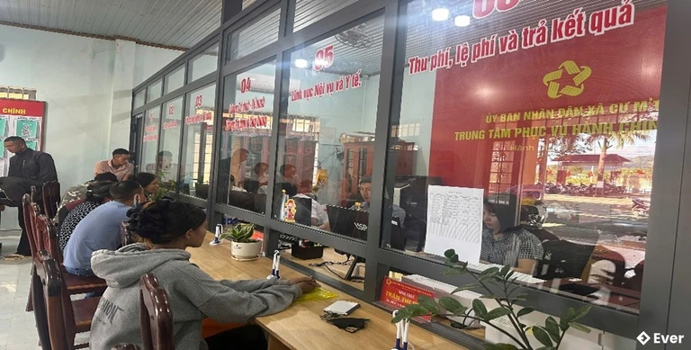 Hoạt động giải quyết thủ tục hành chính xã Cư M'ta