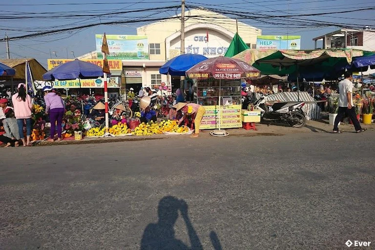 Hoạt động nội thương khu vực chợ Hiếu Nhơn xã Hiếu Thành sau sáp nhập