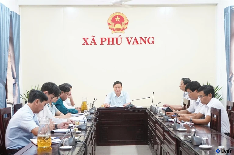 Hoạt động tại trụ sở hành chính xã Phú Vang giai đoạn sau sáp nhập