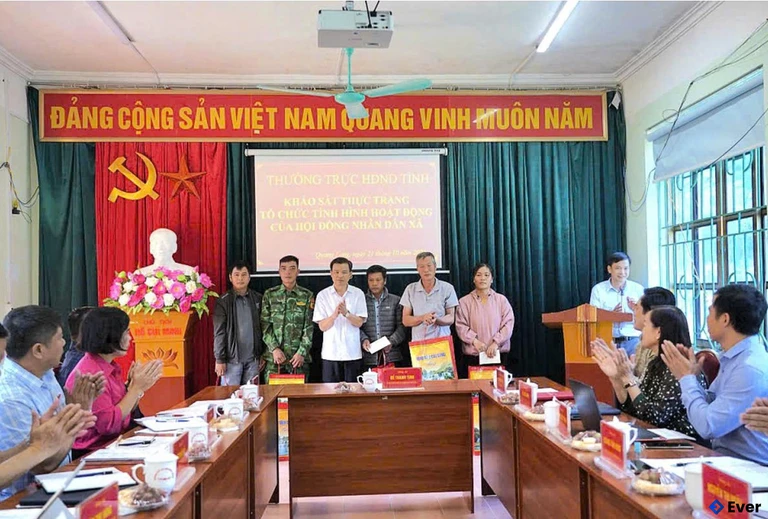 Hoạt động tại UBND xã Quang Long giai đoạn sau sáp nhập